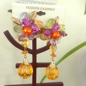 Beautiful Colorful Vintage Dangle Earrings
